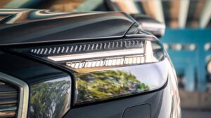 چراغ جلو اصلی آئودی Q4 e-tron 2025